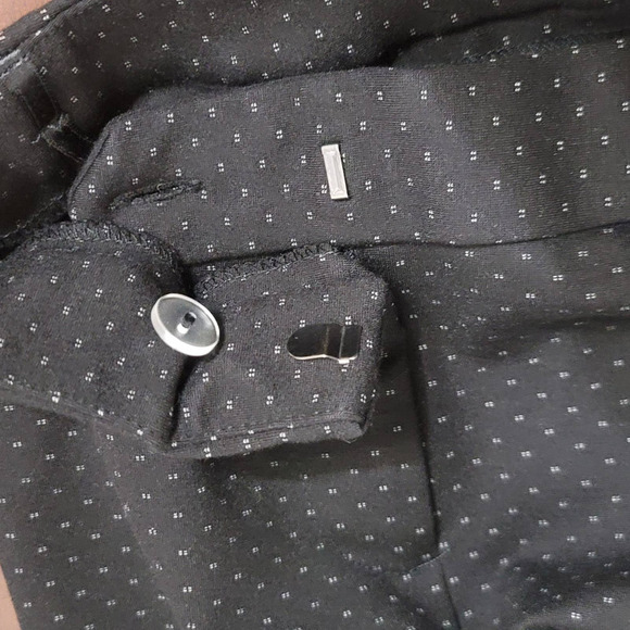 Amanda & Chelsea Ankle Pants Size 6 Black‎ White Slim Stretch Dots Flat Front - Picture 10 of 10